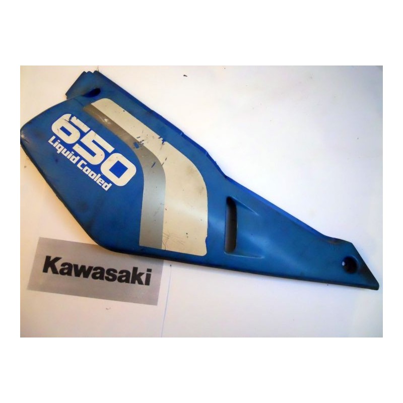 Tapa lateral derecha USADA Kawasaki KLR 650 (1988).