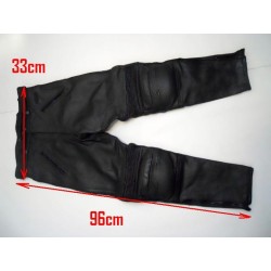 Pantalon Kayatsu piel color negro, talla equivalente 32-34 protc