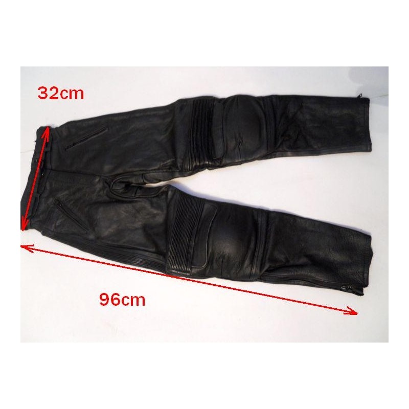 Pantalon Kayatsu piel color negro, talla equivalente 30-32.