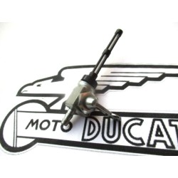 Grifo combustible NUEVO Ducati (cuadrado M 10/100).